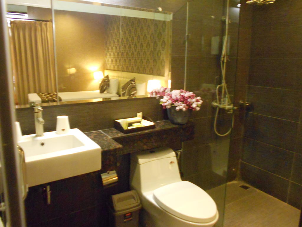 Venus Hotel Hanoi Exterior foto